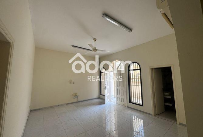 107739402 - Property Main Image