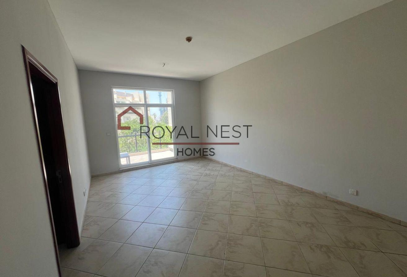 Spacious Balcony | Garden View | Gated Community photo 7
