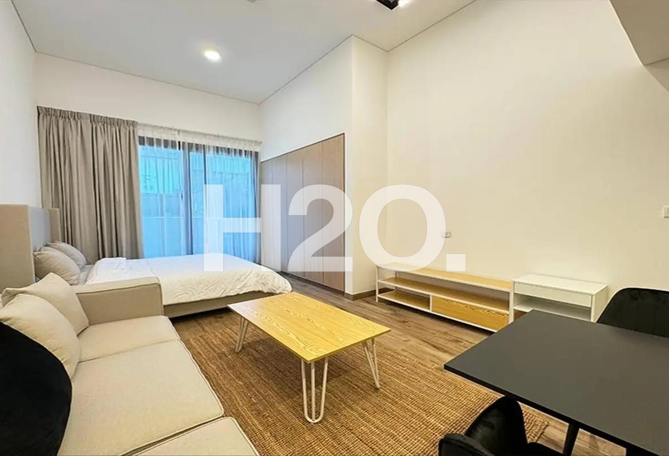 Fully Furnished | Huge Layout | Ready To Move photo 2
