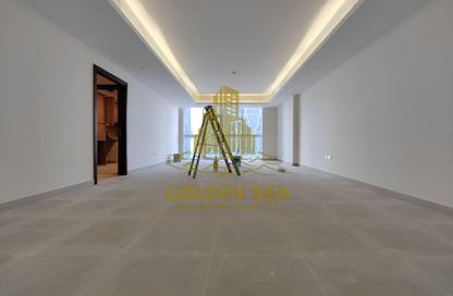 Apartment - 4 Bedrooms - 6 Bathrooms for rent in Corniche View Tower - Corniche Road - Abu Dhabi