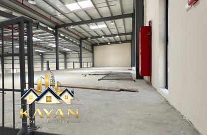 Warehouse - Studio - 4 for rent in Umm Al Thuoob - Umm Al Quwain