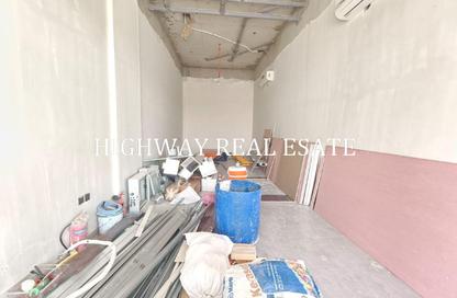 Shop - Studio for rent in Al Hooshi Villas - Hoshi - Al Badie - Sharjah