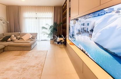 Apartment - 1 - 1 for sale in Lamtara 3 - Madinat Jumeirah Living - Umm Suqeim 3 - Umm Suqeim - Dubai