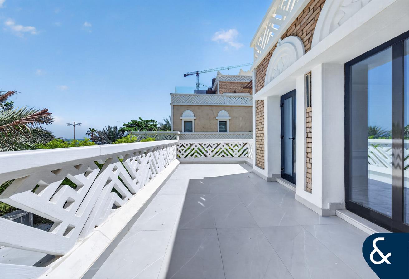 5 Beds | Furnished l Sea View | Upgraded photo 28