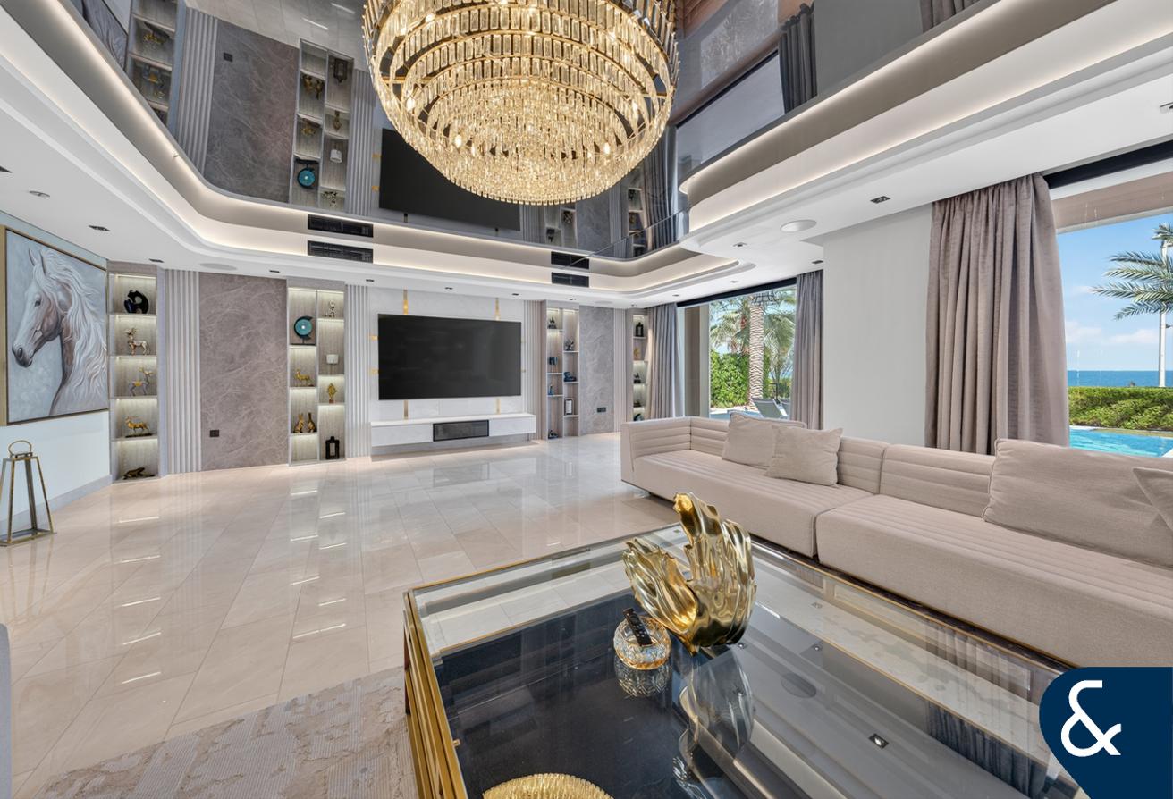 5 Beds | Furnished l Sea View | Upgraded photo 9
