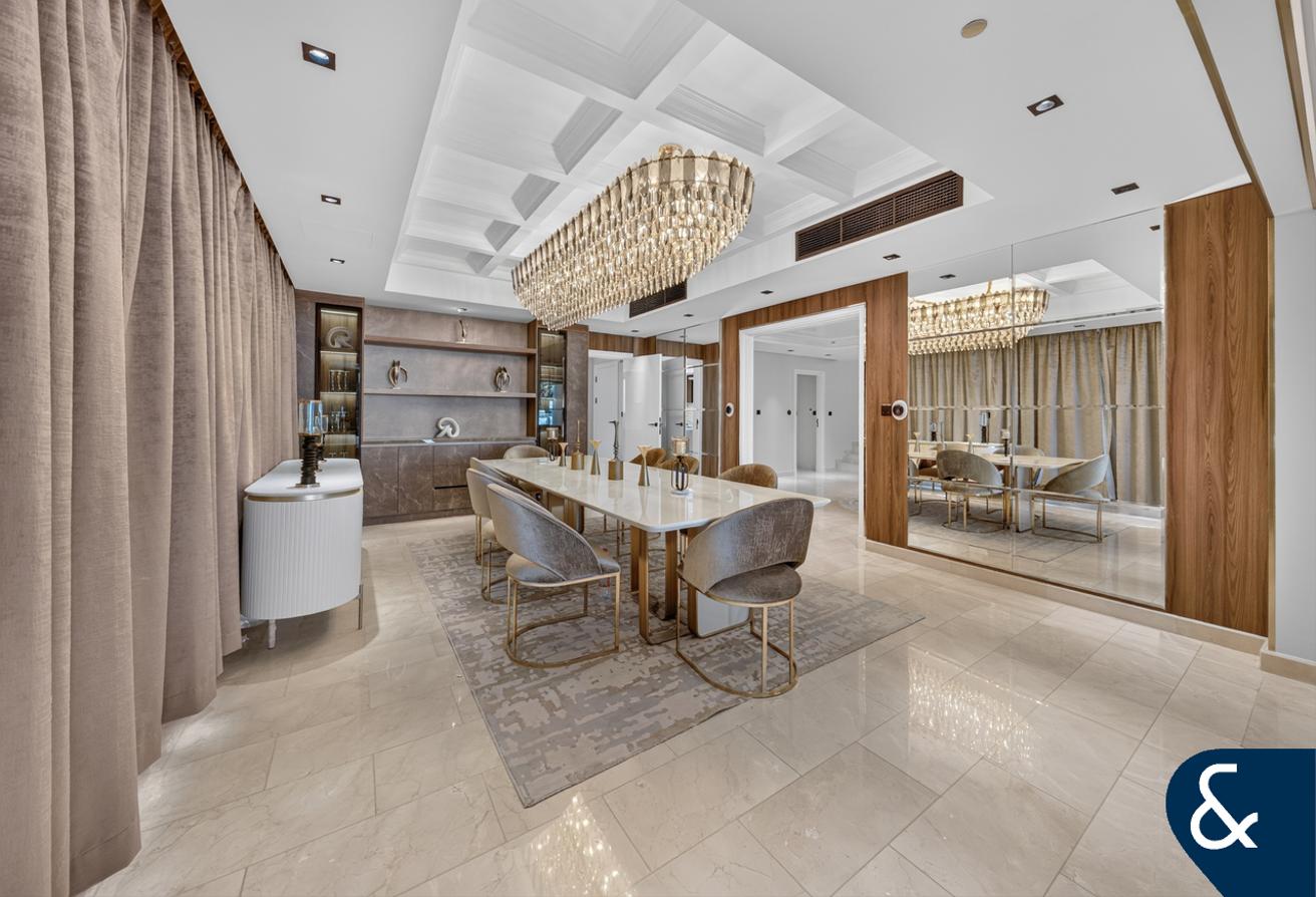 5 Beds | Furnished l Sea View | Upgraded photo 6