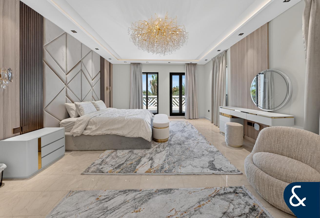 5 Beds | Furnished l Sea View | Upgraded photo 26