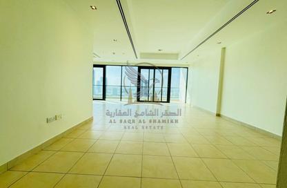 Apartment - 3 Bedrooms - 4 Bathrooms for rent in Al Khan Corniche - Al Khan - Sharjah