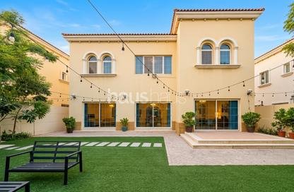 Villa - 4 - 4 for rent in District 8 - Jumeirah Park - Dubai
