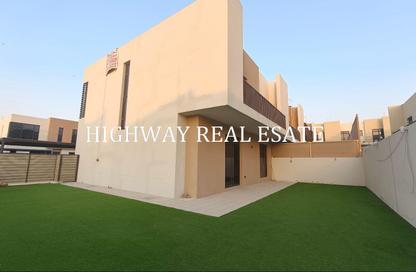 Townhouse - 4 - 5 for rent in Nasma Residence - Al Tai - Sharjah