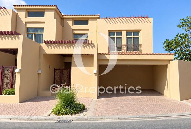 142851360 - Property Main Image