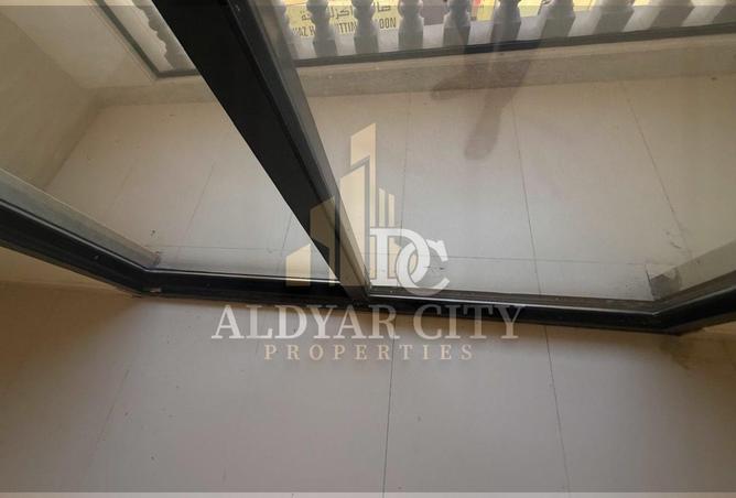 67460218 - Property Image 3