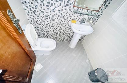 Apartment - 1 Bedroom - 2 Bathrooms for rent in Muwaileh 29 Building - Muwaileh - Sharjah