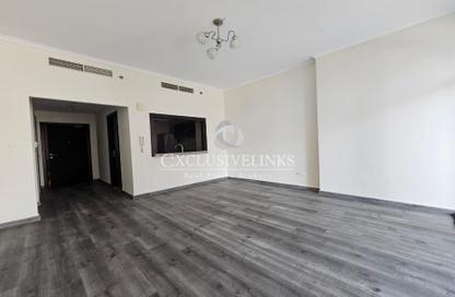 Apartment - 1 Bedroom - 2 Bathrooms for rent in The Torch - Dubai Marina - Dubai