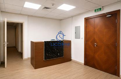Office Space - Studio - 1 Bathroom for rent in Fairmont Hotel - Sheikh Zayed Road - Dubai