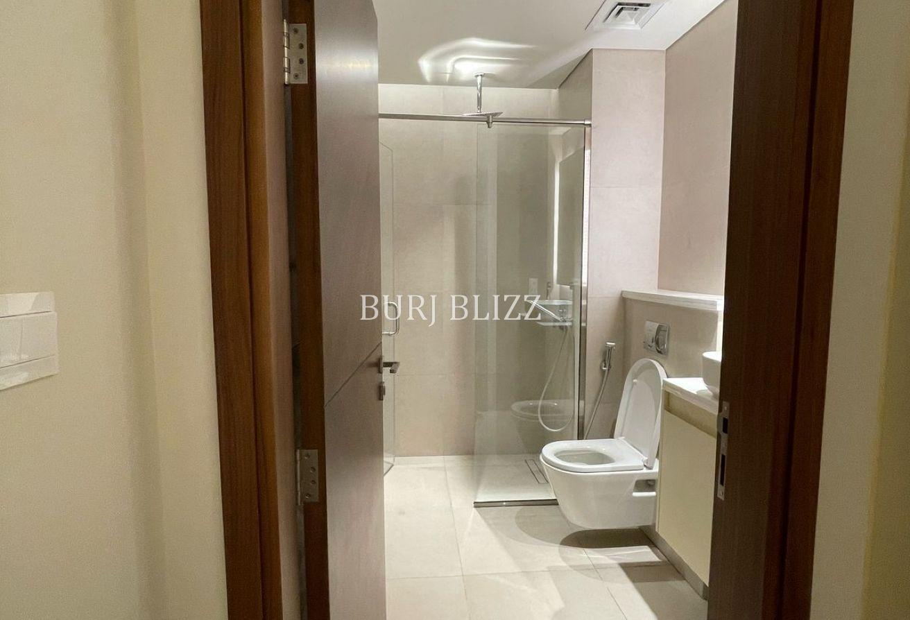 Contemporary 1BR Living | Brand New | Pool View photo 13