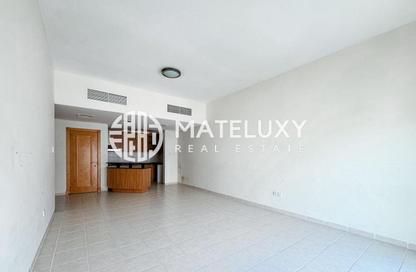 Apartment - 1 Bedroom - 1 Bathroom for rent in Building 228 - Mogul Cluster - Discovery Gardens - Dubai