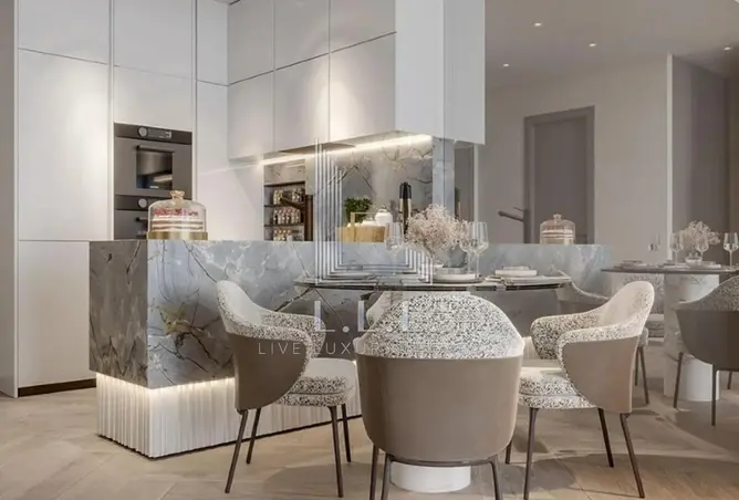 152821103 - Property Image 2