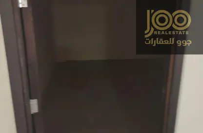 مستودع - استوديو - 2 حمامات للايجار في أم الثعوب - أم القيوين