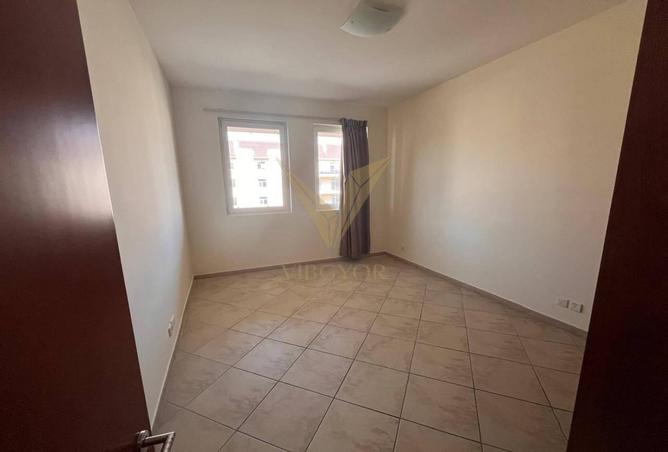 83671663 - Property Image 3