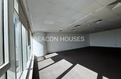 مكتب - غرفة نوم للايجار في برج تشرشل للأعمال - أبراج تشرشل - الخليج التجاري - دبي