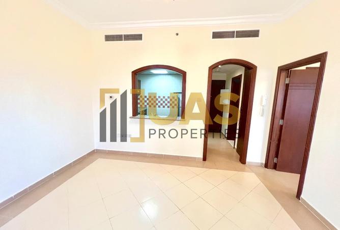 136575126 - Property Image 3