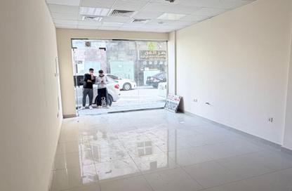 Shop - Studio - 1 Bathroom for rent in Al Nabaa Building - Al Naba'ah - Al Sharq - Sharjah