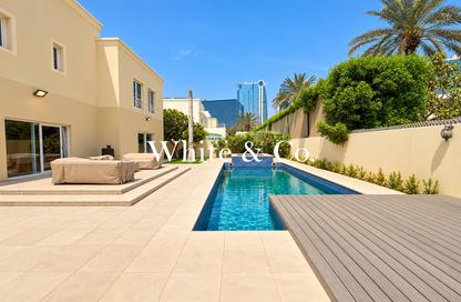 Villa - 4 - 5 for rent in Meadows 1 - Meadows - Dubai