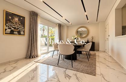 Villa - 4 - 5 for rent in Meadows 1 - Meadows - Dubai