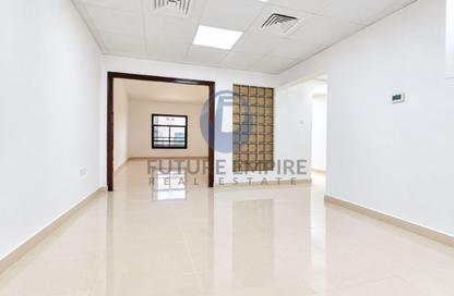 Office Space - Studio - 2 for rent in White Swan Building - Sheikh Zayed Road - Dubai Office Space - Studio - 2 for rent in White Swan Building - Sheikh Zayed Road - Dubai