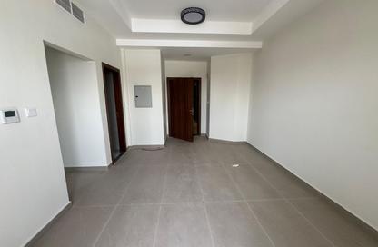 Apartment - 1 - 2 for rent in Al Jurf 2 - Al Jurf - Ajman Downtown - Ajman