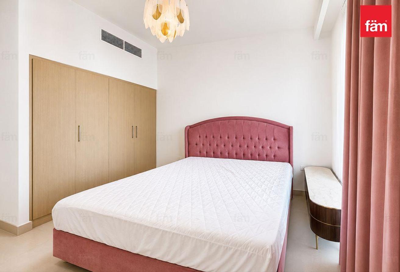 Highfloor apt with stunning views photo 13