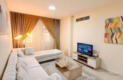 Apartment - 1 Bedroom - 1 Bathroom for rent in Al Majaz 3 - Al Majaz - Sharjah Apartment - 1 Bedroom - 1 Bathroom for rent in Al Majaz 3 - Al Majaz - Sharjah