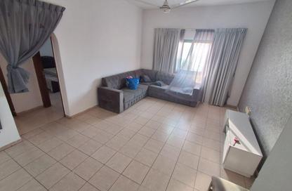 Apartment - 1 Bedroom - 1 Bathroom for rent in Al Butina 9 Building - Al Butina - Sharjah Apartment - 1 Bedroom - 1 Bathroom for rent in Al Butina 9 Building - Al Butina - Sharjah