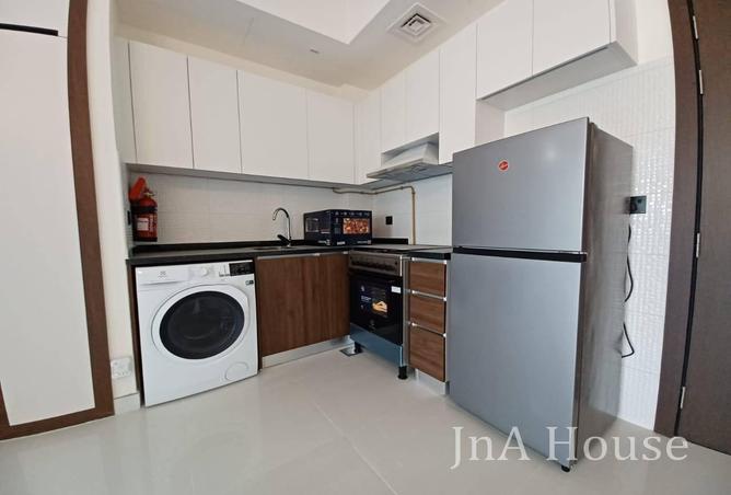 82803158 - Property Image 3