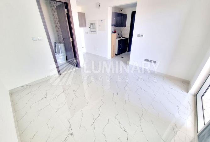 54000330 - Property Image 2