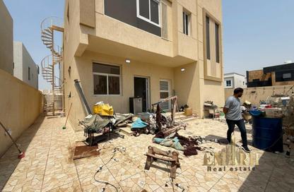 Villa - 4 - 6 for rent in Al Zaheya Gardens - Al Zahya - Ajman