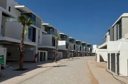Villa - 4 Bedrooms - 6 Bathrooms for sale in Danah Bay - Al Marjan Island - Ras Al Khaimah