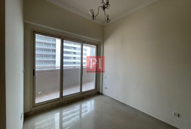 114614195 - Property Image 2