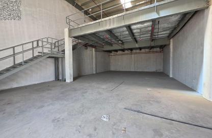 Warehouse - Studio - 1 Bathroom for rent in Ajman One - Phase 2 - Ajman Downtown - Ajman