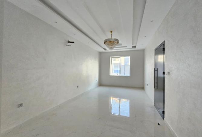 130655641 - Property Image 3