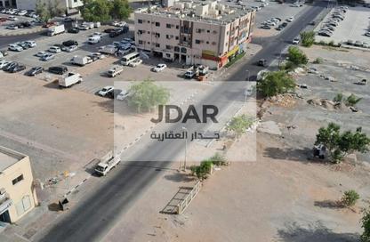 عمارة بالكامل - 8 غرف نوم - 8 حمامات للبيع في مجمع مويلح - تجارية مويلح - الشارقة
