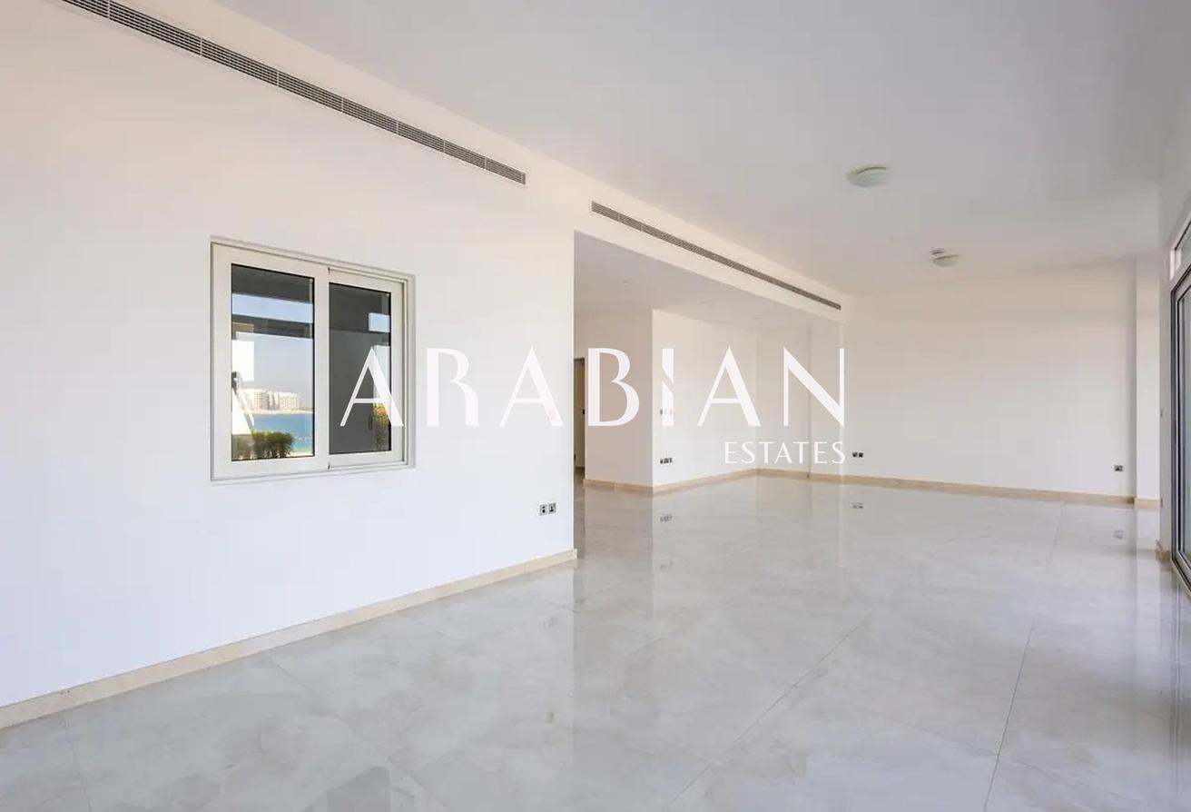 Full Sea Views | Unfurnished | Upgraded photo 7