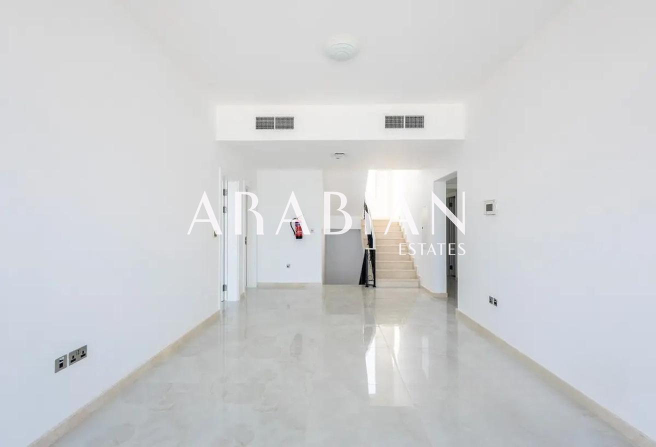 Full Sea Views | Unfurnished | Upgraded photo 12