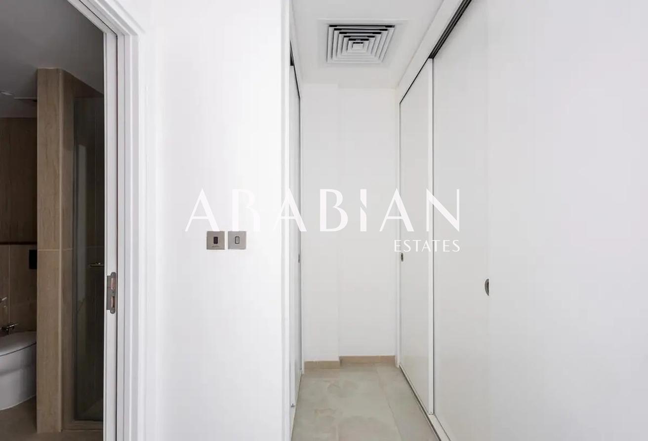 Full Sea Views | Unfurnished | Upgraded photo 8