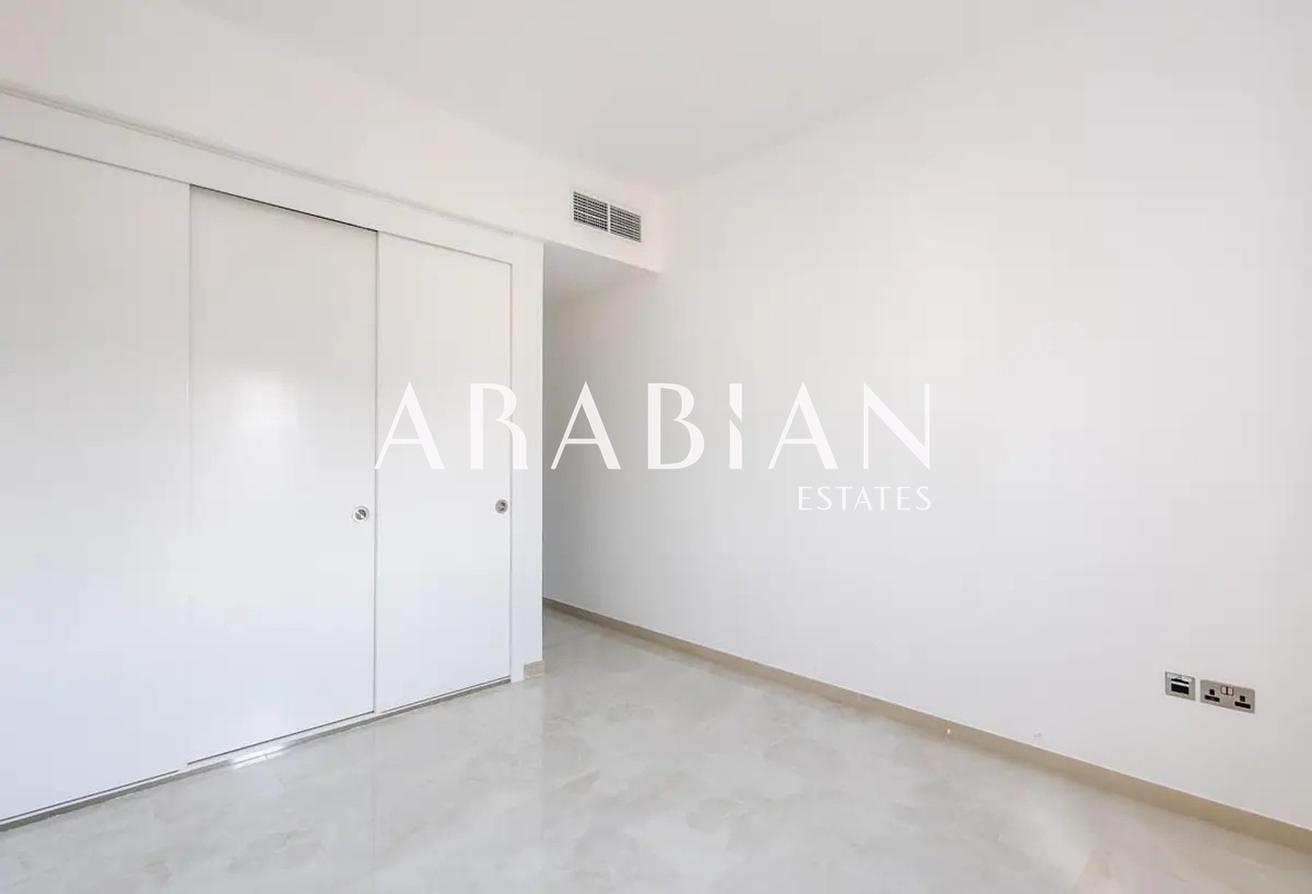 Full Sea Views | Unfurnished | Upgraded photo 15