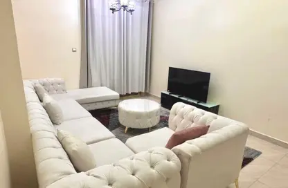 Apartment - 3 Bedrooms - 3 Bathrooms for rent in Manazil Tower 1 - Al Qasimia - Sharjah