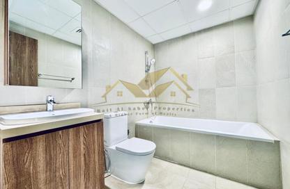 Apartment - 1 Bedroom - 2 Bathrooms for rent in DXB Tower - Sheikh Zayed Road - Dubai
