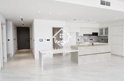 Townhouse - 4 Bedrooms - 5 Bathrooms for rent in Falcon Island North - Falcon Island - Al Hamra Village - Ras Al Khaimah Townhouse - 4 Bedrooms - 5 Bathrooms for rent in Falcon Island North - Falcon Island - Al Hamra Village - Ras Al Khaimah