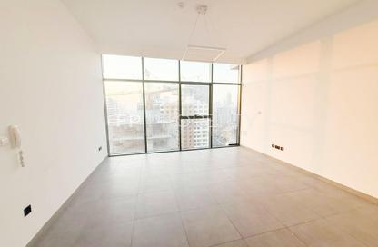 Apartment - 1 Bedroom - 2 Bathrooms for rent in V2 - Dubai Sports City - Dubai Apartment - 1 Bedroom - 2 Bathrooms for rent in V2 - Dubai Sports City - Dubai